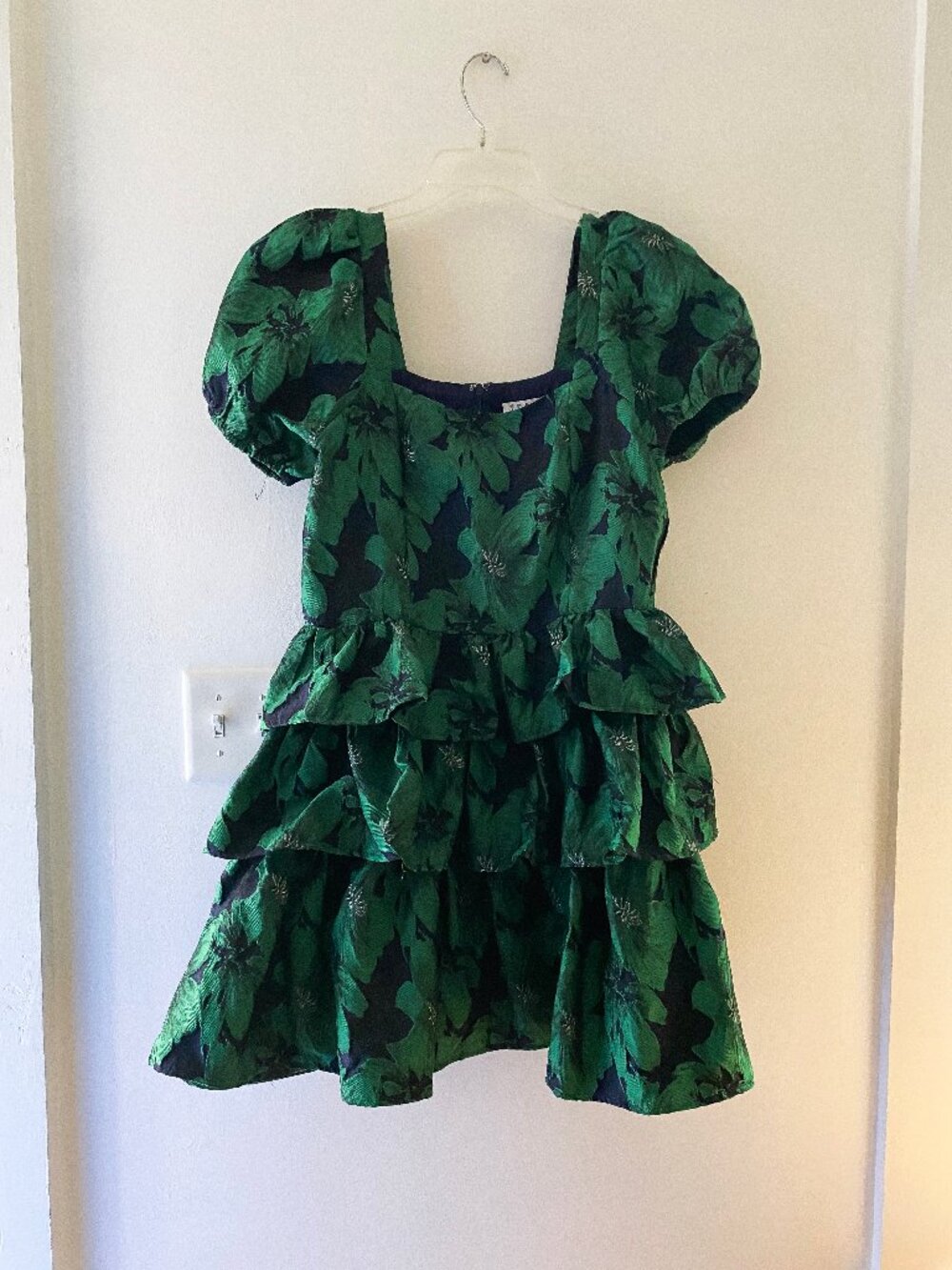 TCEC Green Floral Jacquard Puff Sleeve Tiered Mini Dress